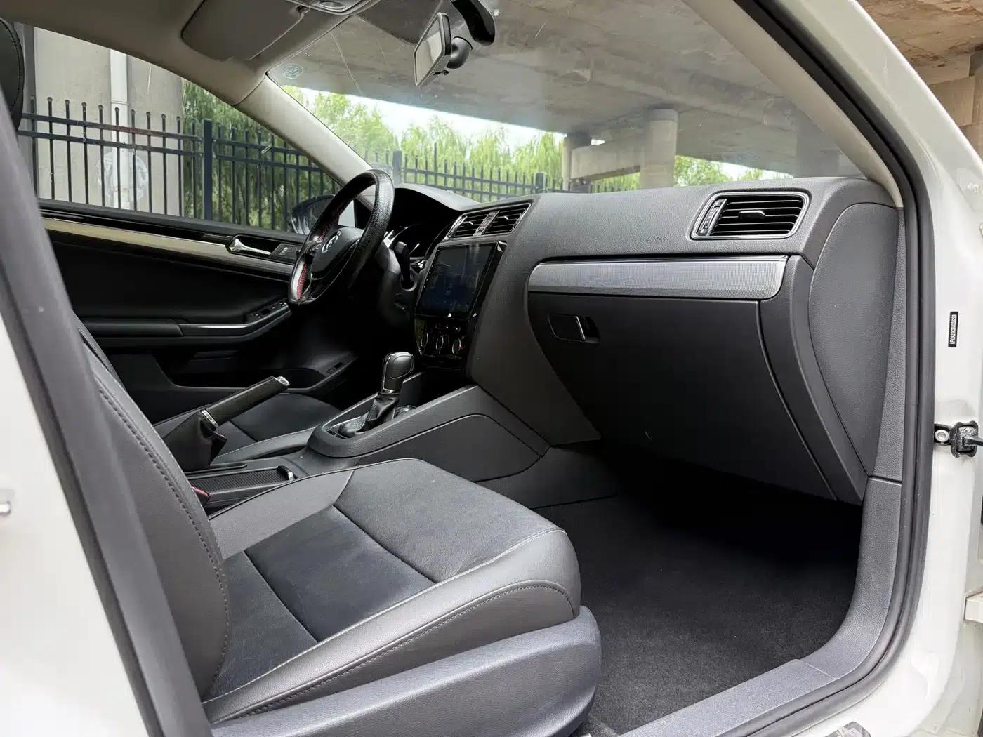 2018 Volkswagen Sagitar 280TSI DSG Dynamic Edition — миниатюра 9