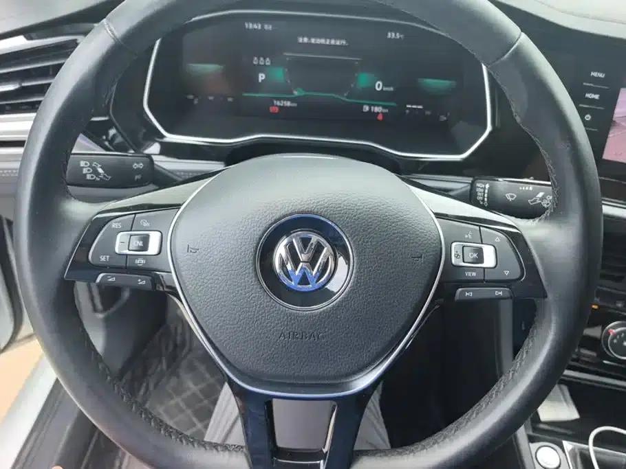 2021 Volkswagen Sagitar 200TSI DSG Super Edition — миниатюра 15