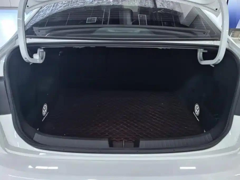 2021 Volkswagen Sagitar 200TSI DSG Super Edition — миниатюра 4