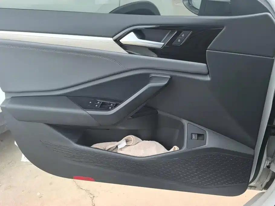 2021 Volkswagen Sagitar 200TSI DSG Super Edition — миниатюра 7