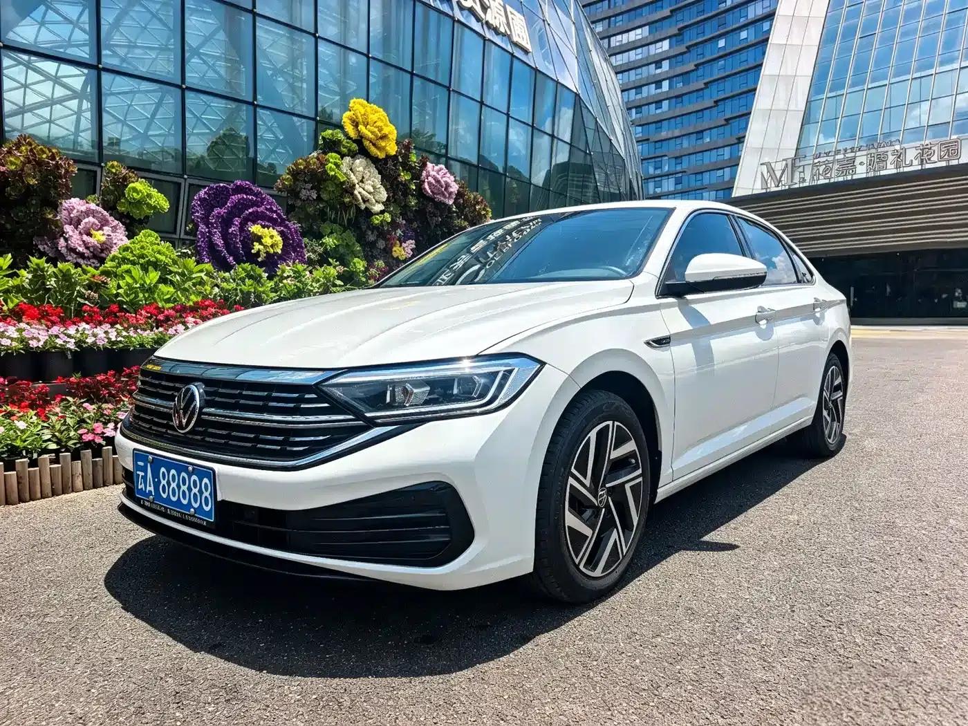2023 Volkswagen Sagitar 280TSI DSG Super Edition — миниатюра 1