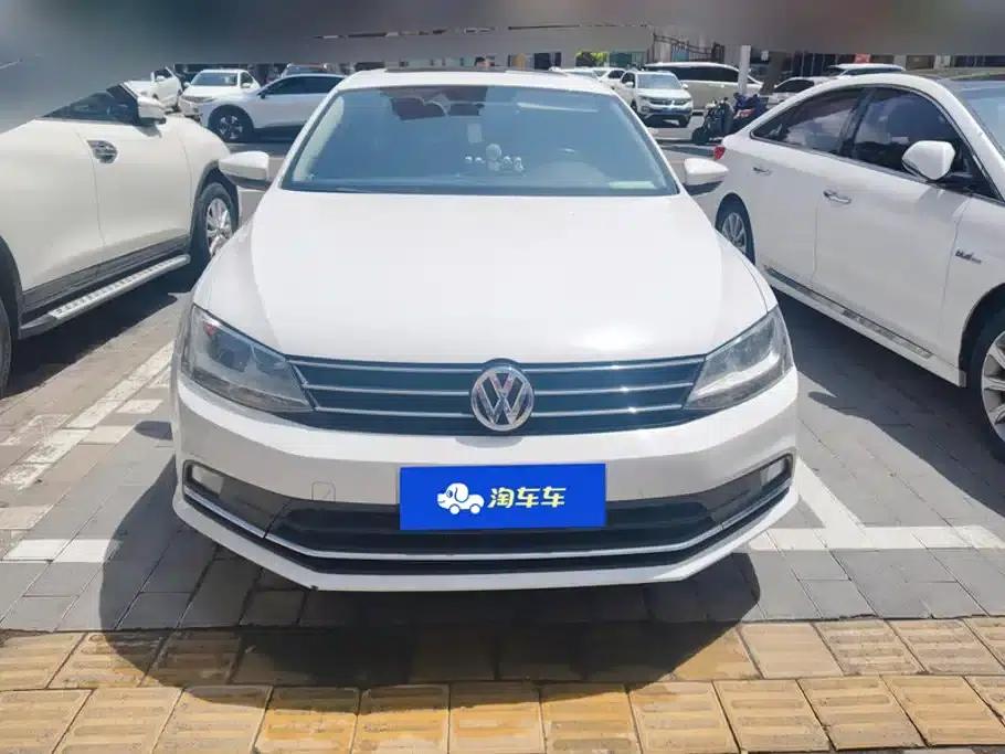 2015 Volkswagen Sagitar 1.6L Manual Comfort Edition — миниатюра 2