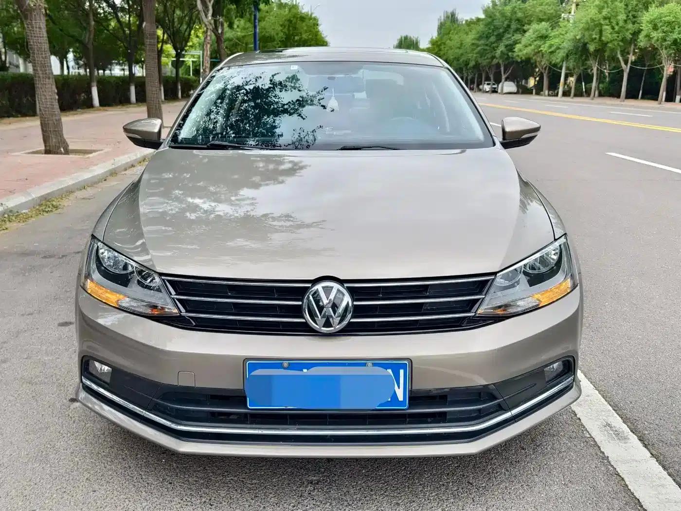 2015 Volkswagen Sagitar 1.6L Manual Comfort Edition — миниатюра 1