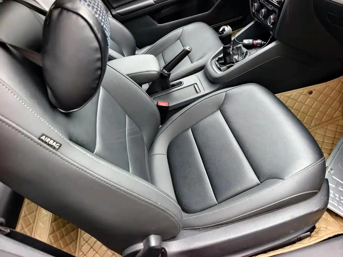 2015 Volkswagen Sagitar 1.6L Manual Comfort Edition — миниатюра 6