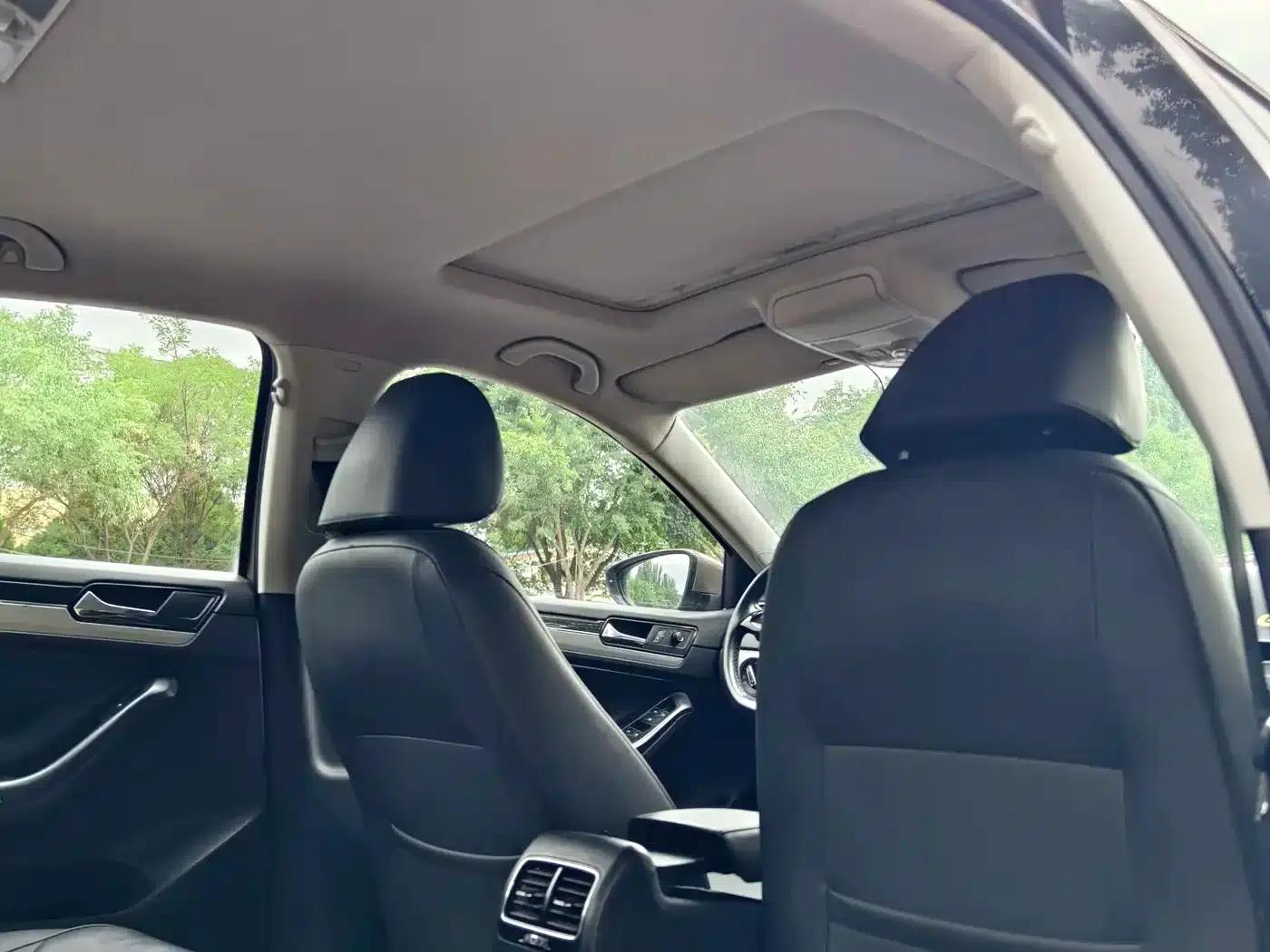 2015 Volkswagen Sagitar 1.6L Manual Comfort Edition — миниатюра 7