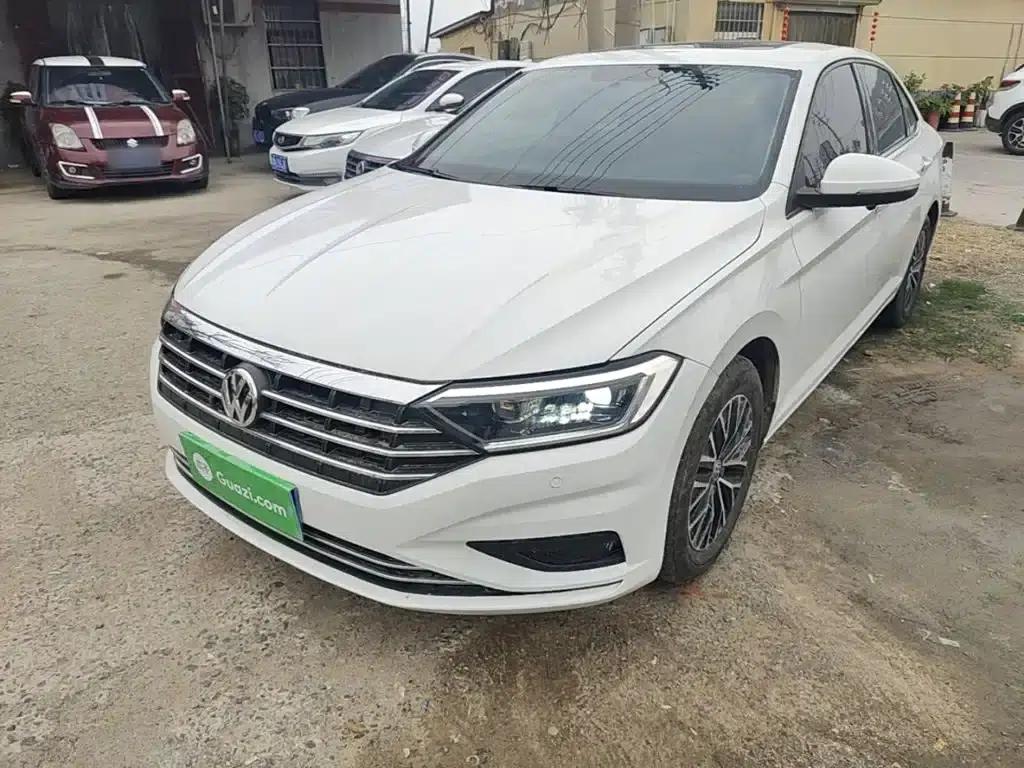 2019 Volkswagen Sagitar 200TSI DSG Comfort Model (China VI Emission Standard) — миниатюра 1