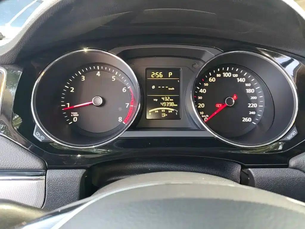 2018 Volkswagen Sagitar 1.6L Automatic Comfort Model — миниатюра 12