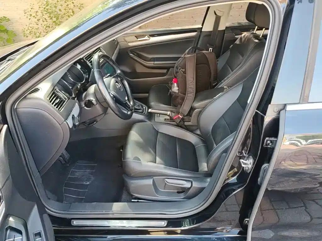 2018 Volkswagen Sagitar 1.6L Automatic Comfort Model — миниатюра 15