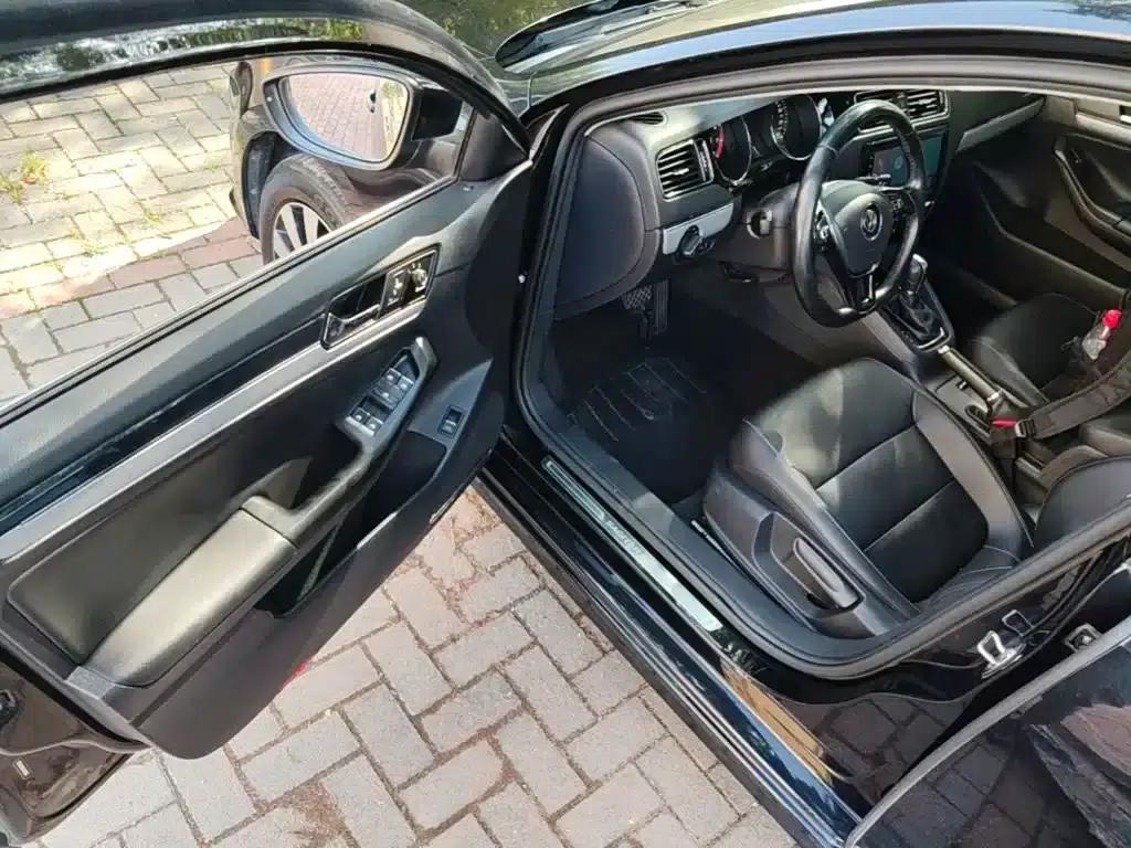 2018 Volkswagen Sagitar 1.6L Automatic Comfort Model — миниатюра 16