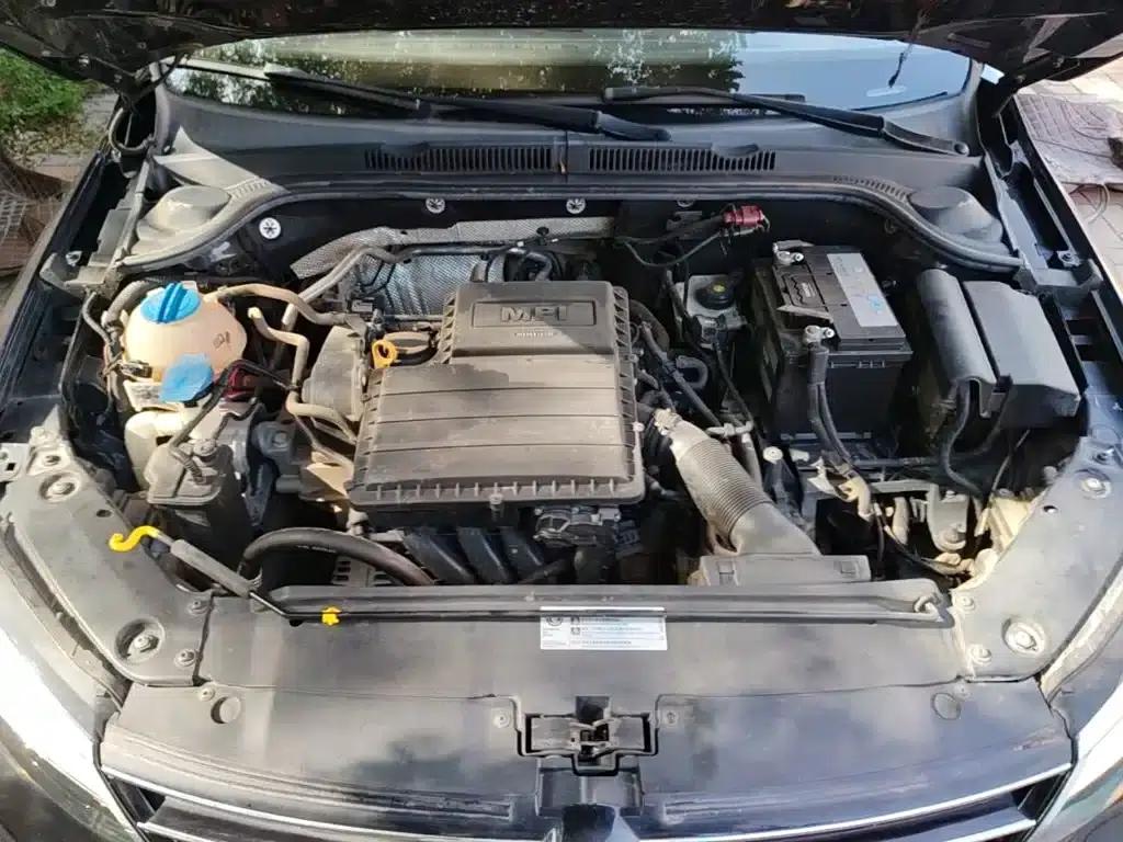 2018 Volkswagen Sagitar 1.6L Automatic Comfort Model — миниатюра 20