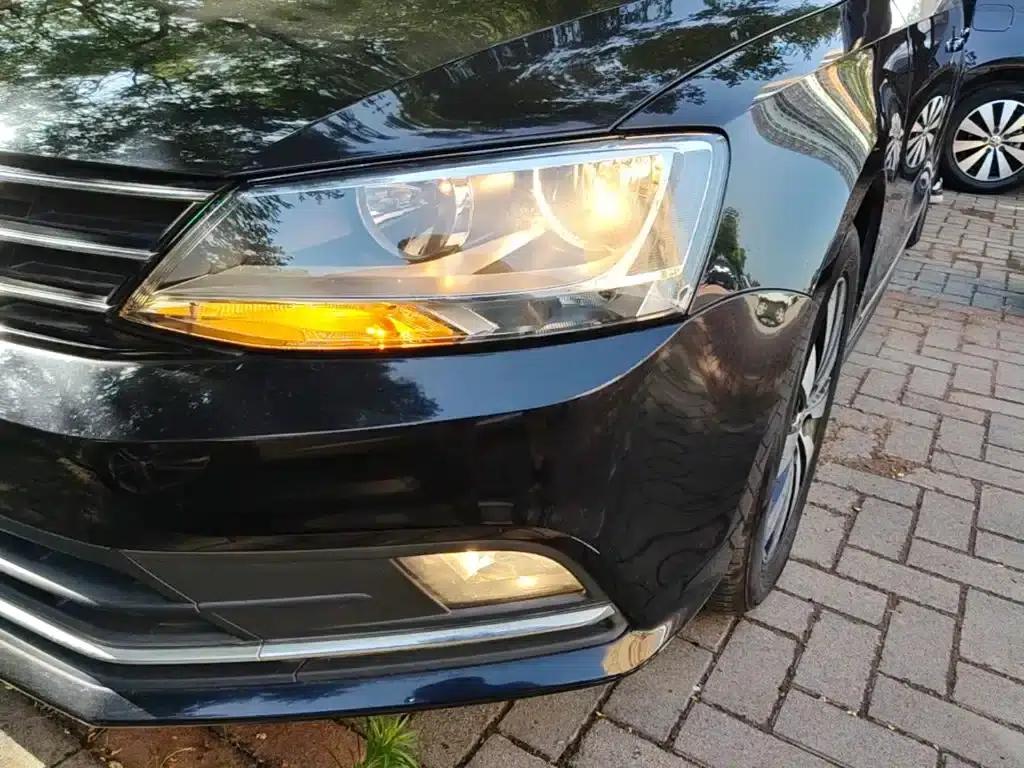 2018 Volkswagen Sagitar 1.6L Automatic Comfort Model — миниатюра 24