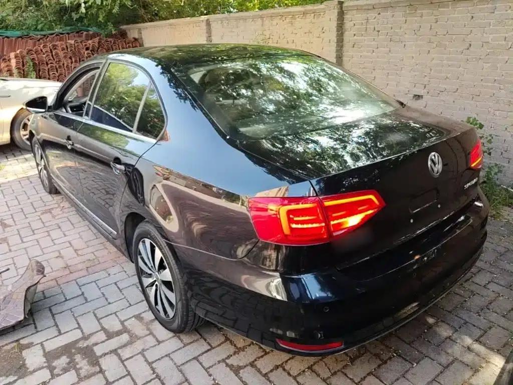 2018 Volkswagen Sagitar 1.6L Automatic Comfort Model — миниатюра 5