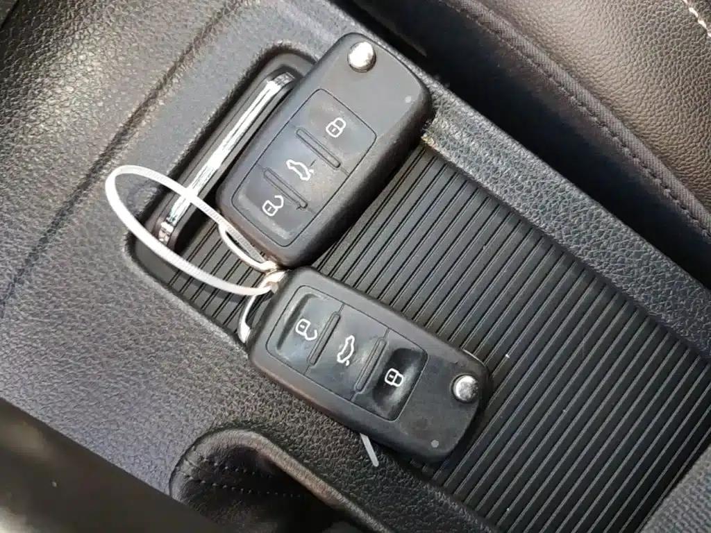 2018 Volkswagen Sagitar 1.6L Automatic Comfort Model — миниатюра 9