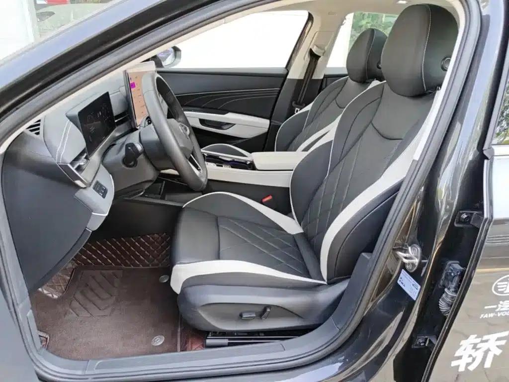 2026 Volkswagen Sagitar L 300TSI DSG Luxury Edition — миниатюра 15