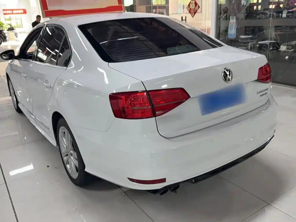 2018 Volkswagen Sagitar 280TSI DSG Dynamic Edition — миниатюра 14