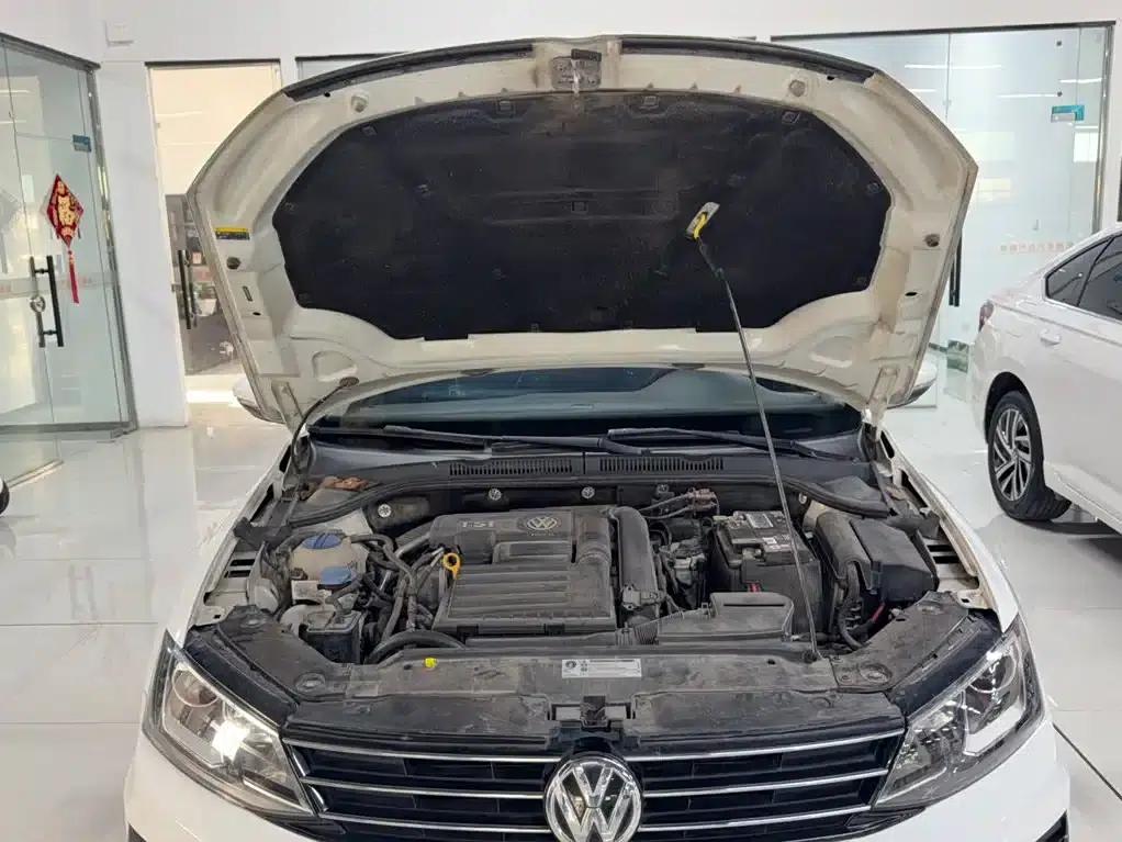 2018 Volkswagen Sagitar 280TSI DSG Dynamic Edition — миниатюра 16