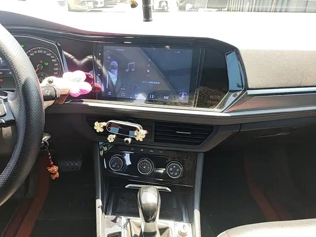 2019 Volkswagen Sagitar 200TSI DSG Comfort Model (China VI Emission Standard) — миниатюра 13