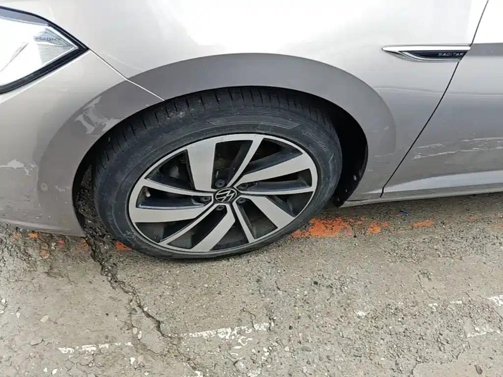 2023 Volkswagen Sagitar 300TSI DSG Excellence Edition — миниатюра 23