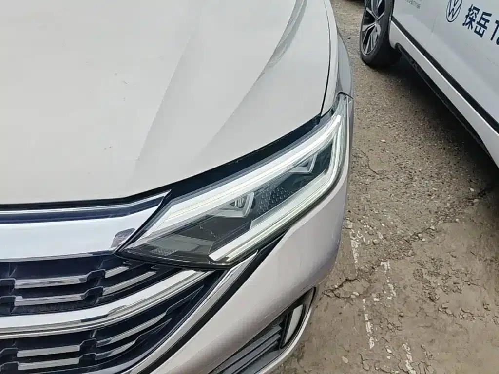 2023 Volkswagen Sagitar 300TSI DSG Excellence Edition — миниатюра 24