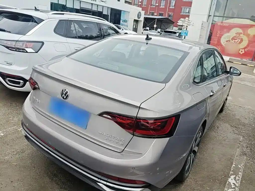 2023 Volkswagen Sagitar 300TSI DSG Excellence Edition — миниатюра 7