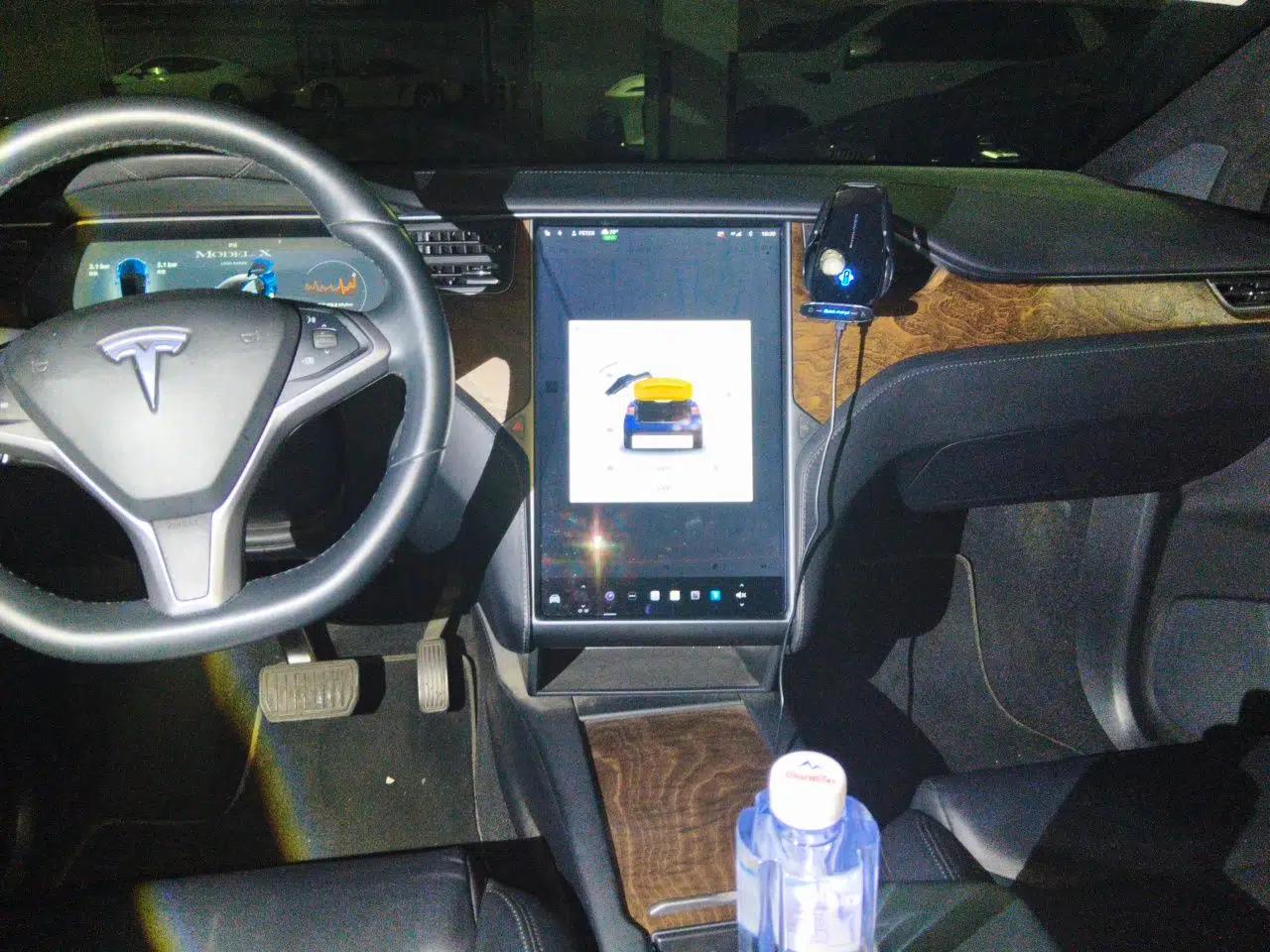 Tesla Model X 2019 Long-Range Version — миниатюра 9