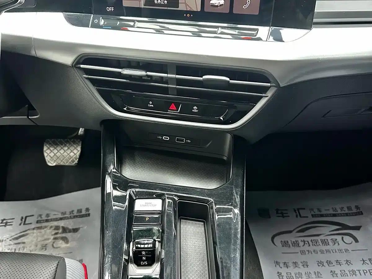 Lamando 2022 Lamando L 280TSI DSG Hot Edition — миниатюра 14