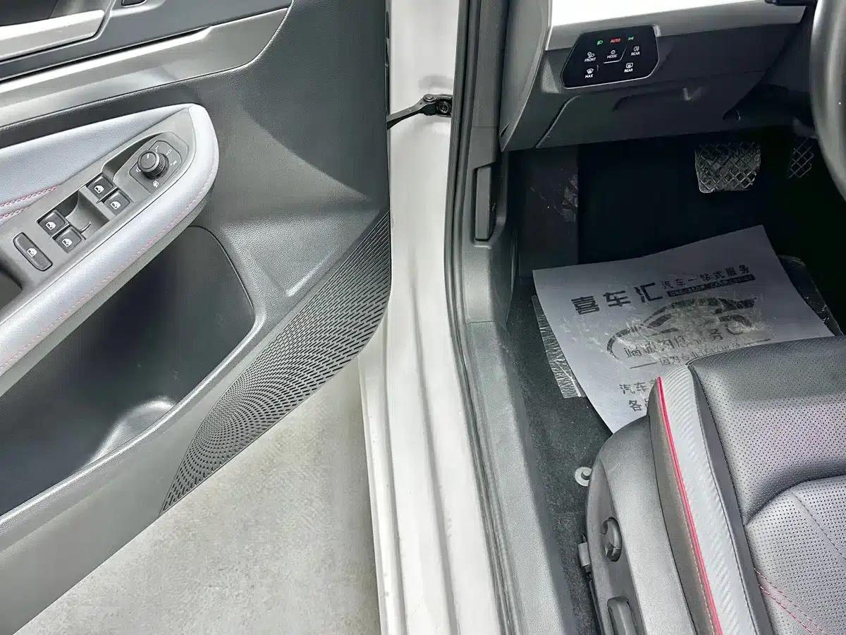 Lamando 2022 Lamando L 280TSI DSG Hot Edition — миниатюра 9