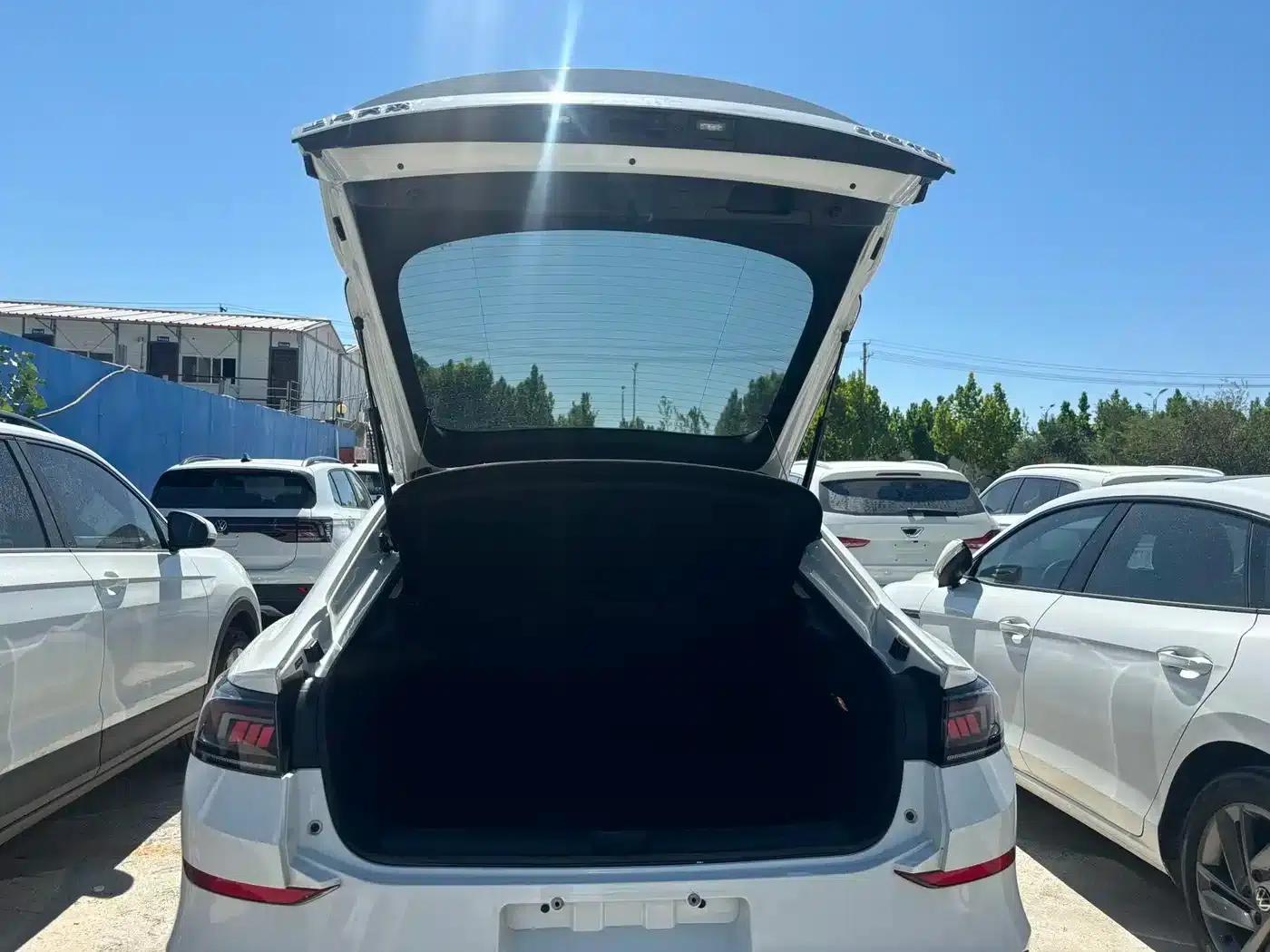 Lamando 2024 Lamando L 200TSI DSG Trendy Edition — миниатюра 21