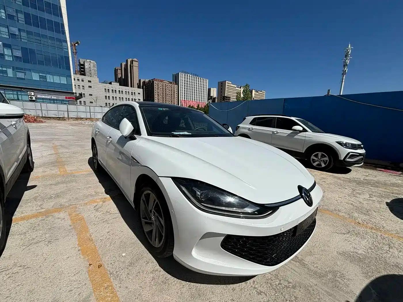 Lamando 2024 Lamando L 200TSI DSG Trendy Edition — миниатюра 2