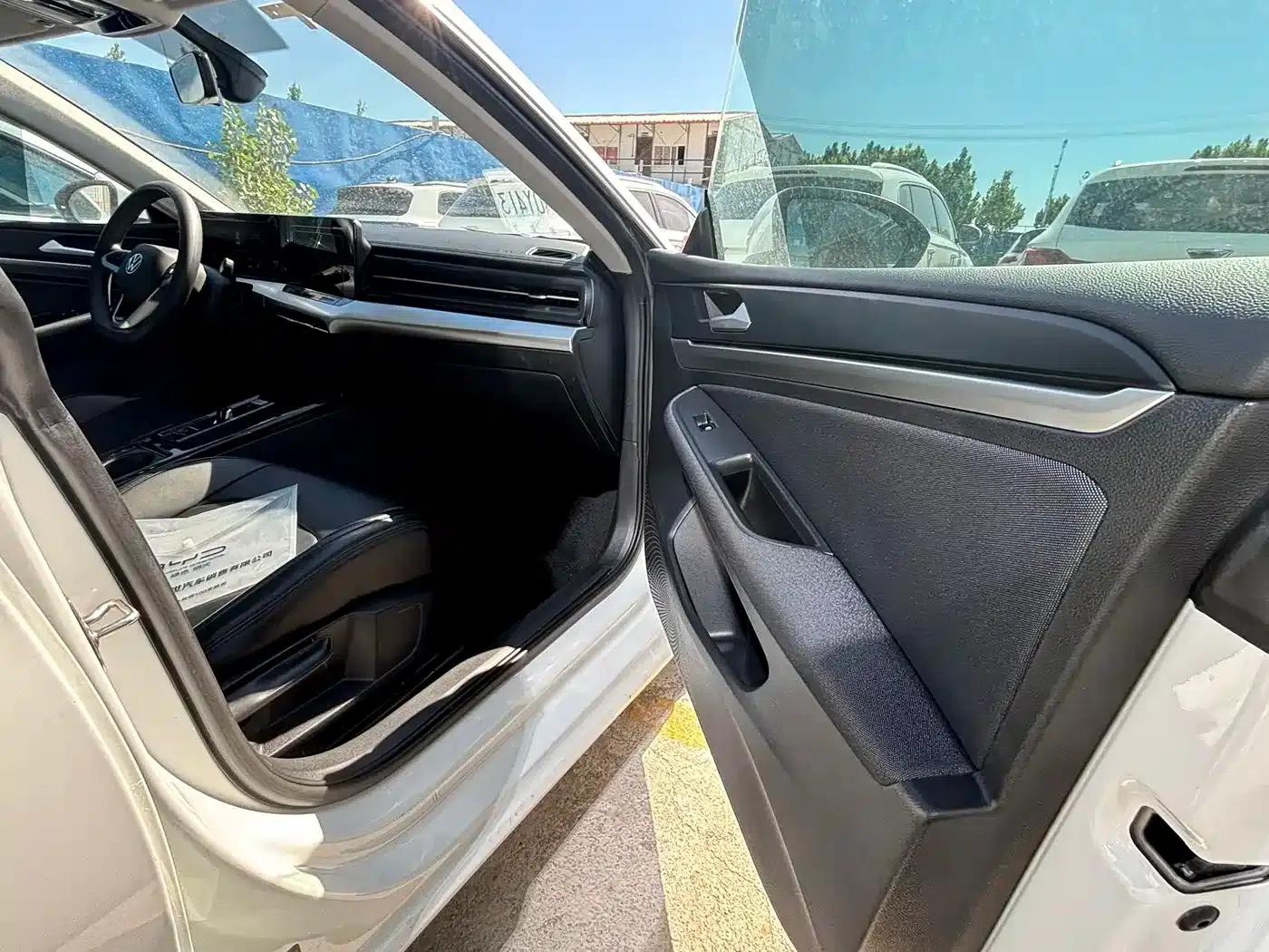 Lamando 2024 Lamando L 200TSI DSG Trendy Edition — миниатюра 18