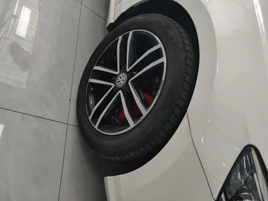 Lamando 2019 280TSI DSG Comfort Edition (National V Emission Standard) — миниатюра 6