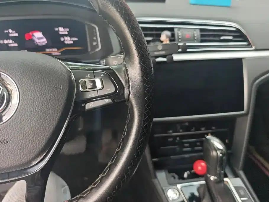 Lamando 2021 Facelift 280TSI DSG Comfort Edition — миниатюра 13
