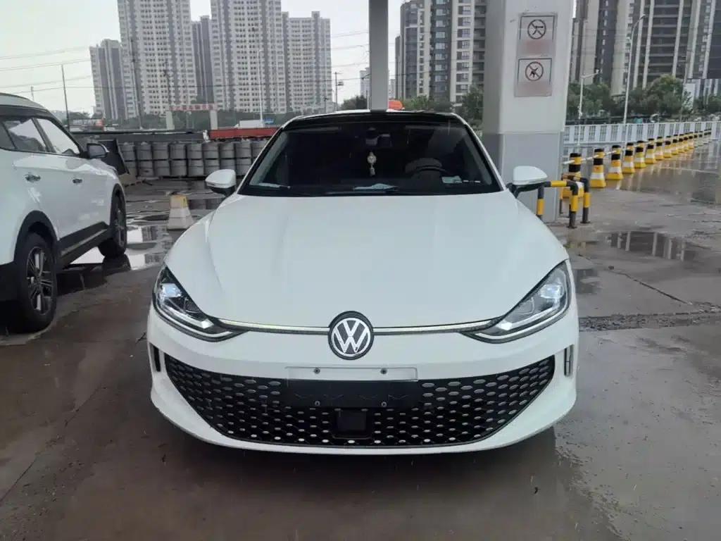 Lamando 2023 Lamando L 280TSI DSG Hot Edition — миниатюра 3