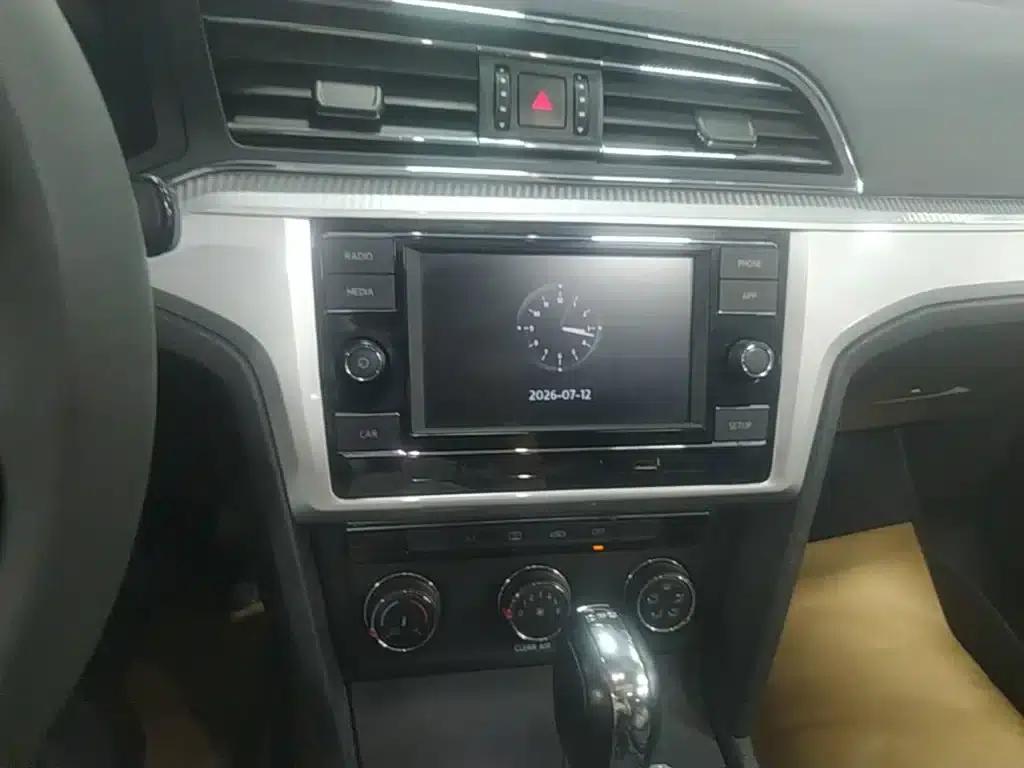 Lamando 2019 230TSI DSG Fashion Edition (China VI Emission Standard) — миниатюра 13