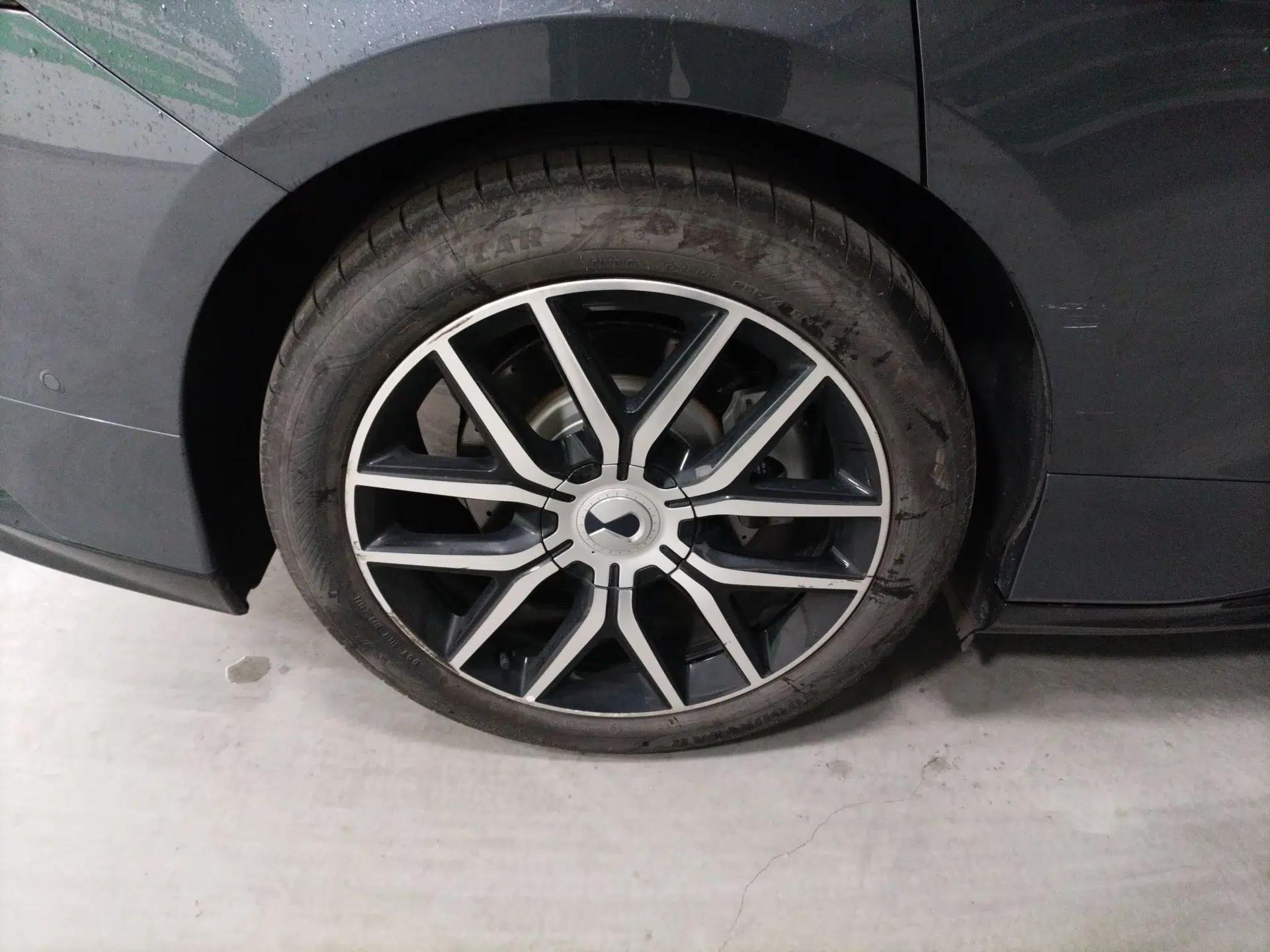 Denza Z9 2024 1100 km Four-Wheel Drive Max Version — миниатюра 16