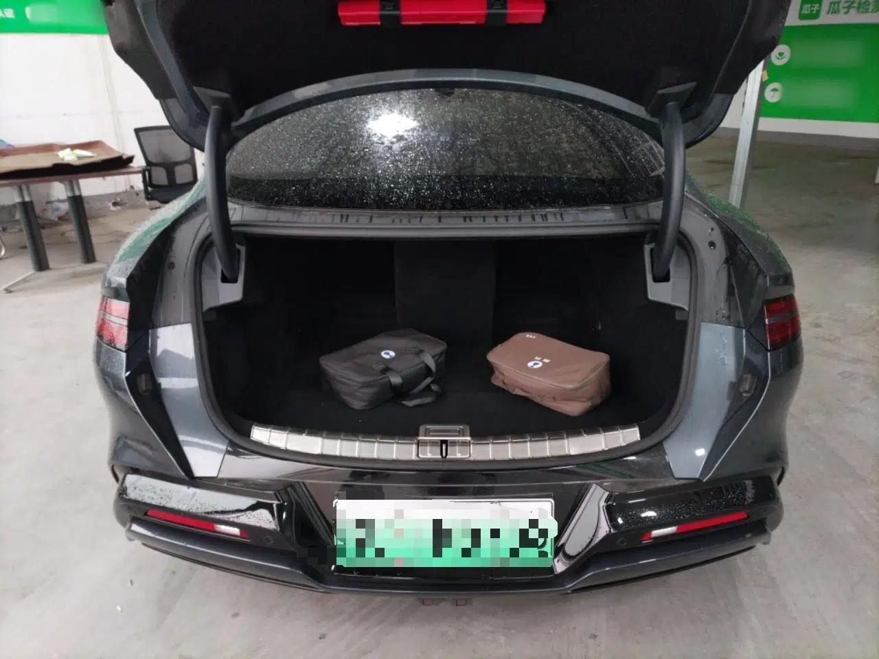 Denza Z9 2024 1100 km Four-Wheel Drive Max Version — миниатюра 27