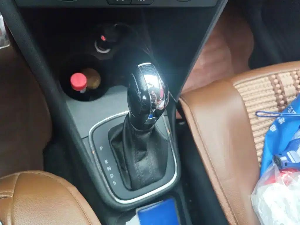 2016 Polo 1.4L Automatic Fashion Edition — миниатюра 15