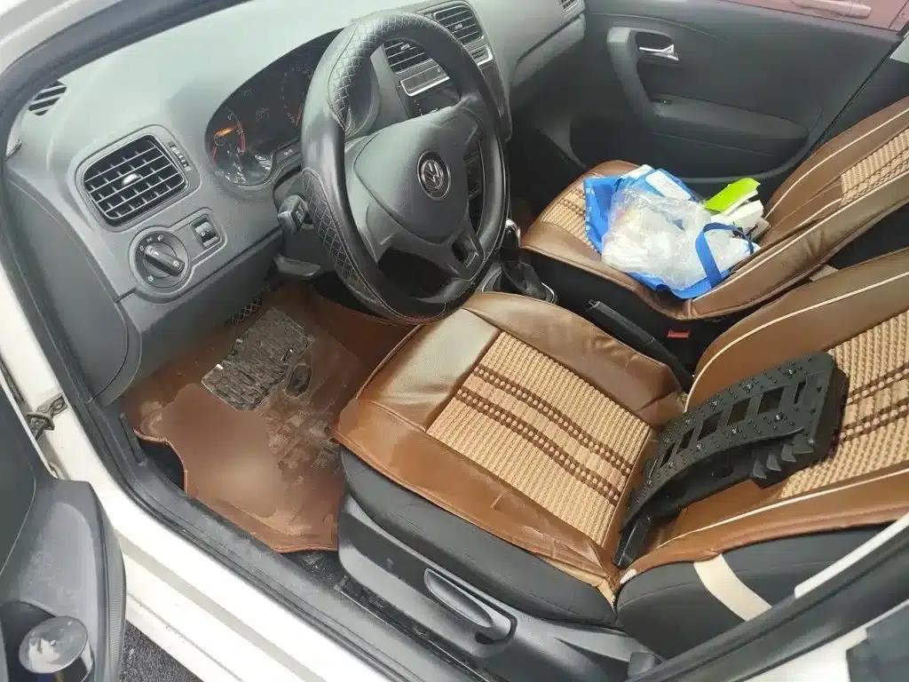 2016 Polo 1.4L Automatic Fashion Edition — миниатюра 16