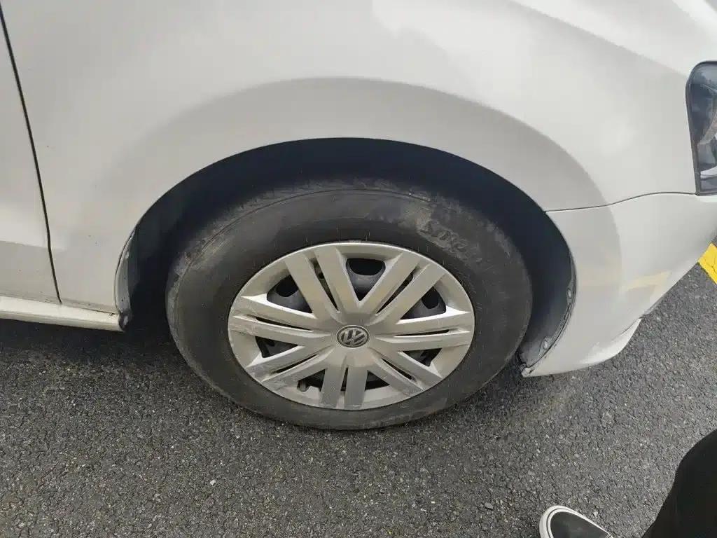 2016 Polo 1.4L Automatic Fashion Edition — миниатюра 8