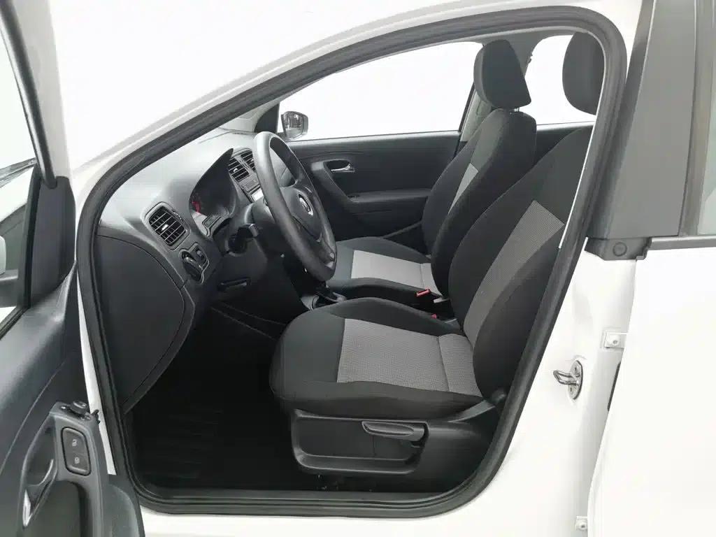 2018 Polo 1.5L Automatic Comfort Edition — миниатюра 10