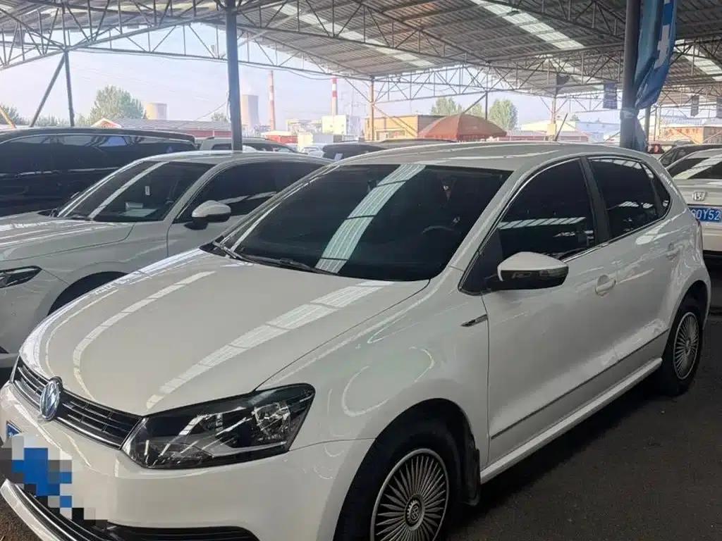 2016 Polo 1.4L Automatic Fashion Edition — миниатюра 1