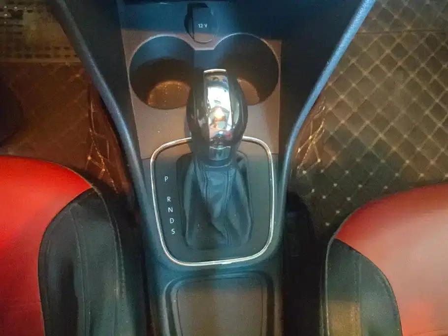 2016 Polo 1.4L Automatic Fashion Edition — миниатюра 16