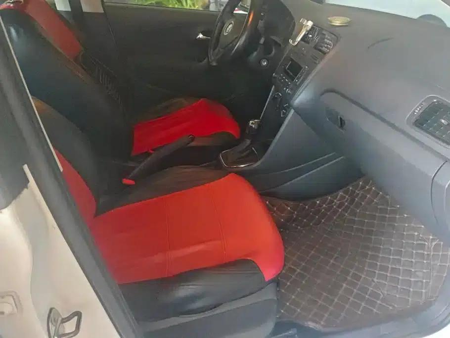 2016 Polo 1.4L Automatic Fashion Edition — миниатюра 8