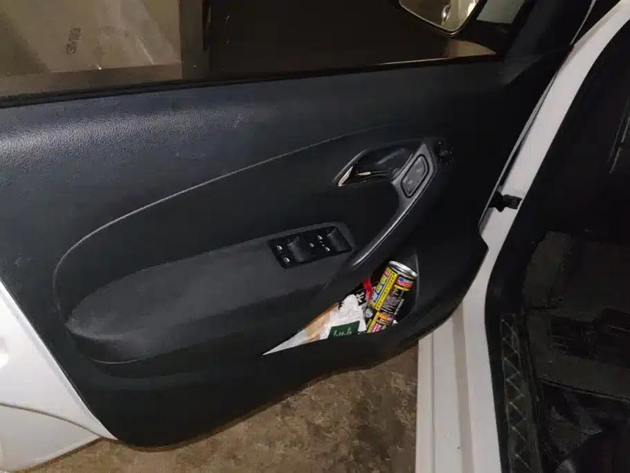2016 Polo 1.6L Automatic Comfort Model — миниатюра 7