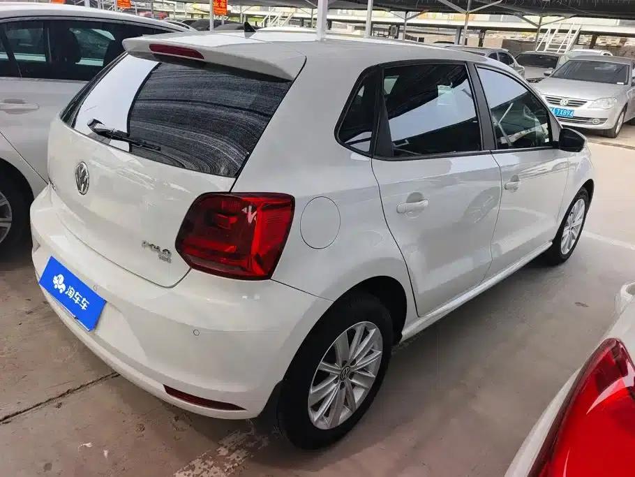 2016 Polo 1.6L Automatic Comfort Model — миниатюра 3