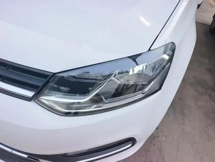 2016 Polo 1.6L Automatic Comfort Model — миниатюра 5