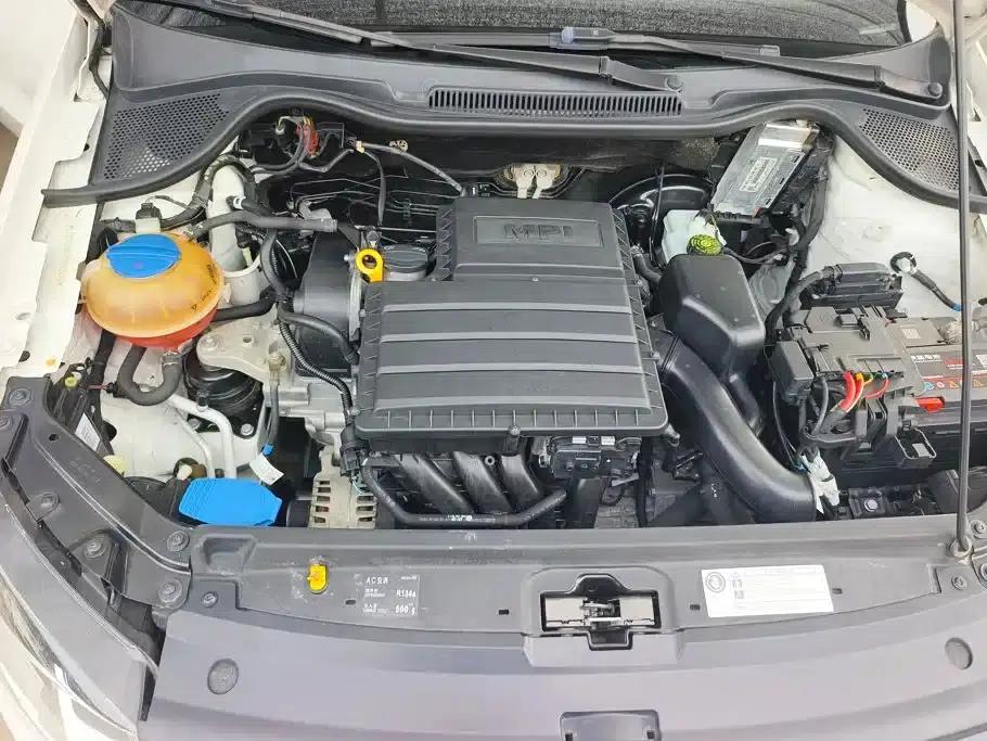 2016 Polo 1.6L Automatic Comfort Model — миниатюра 10