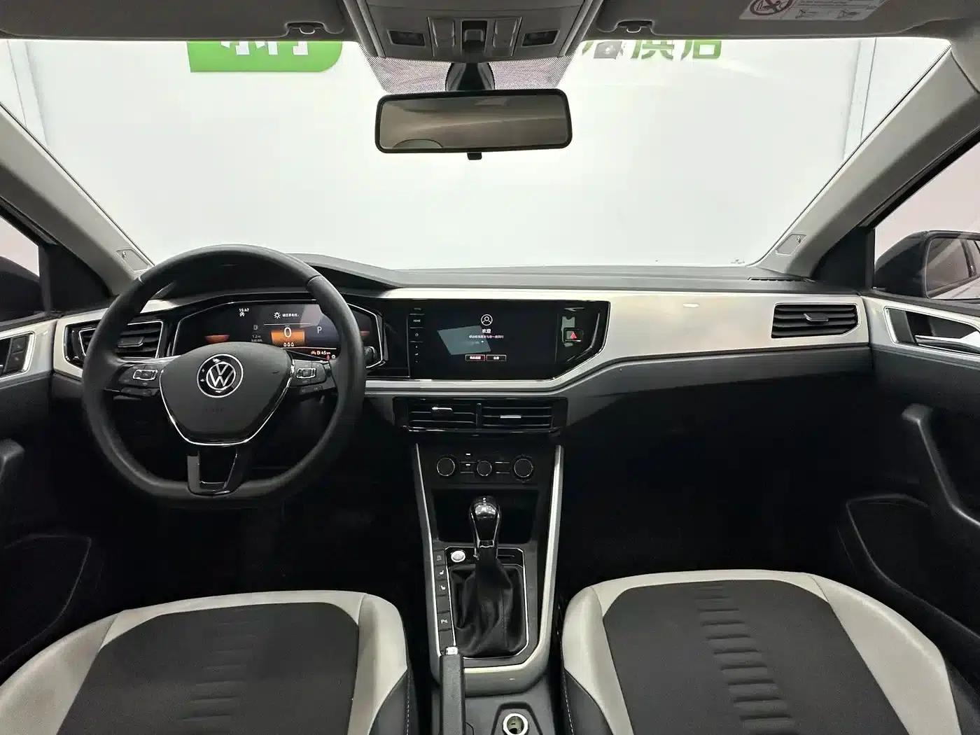 2023 Polo Facelift Plus 1.5L Automatic Trendy Smart Edition — миниатюра 10