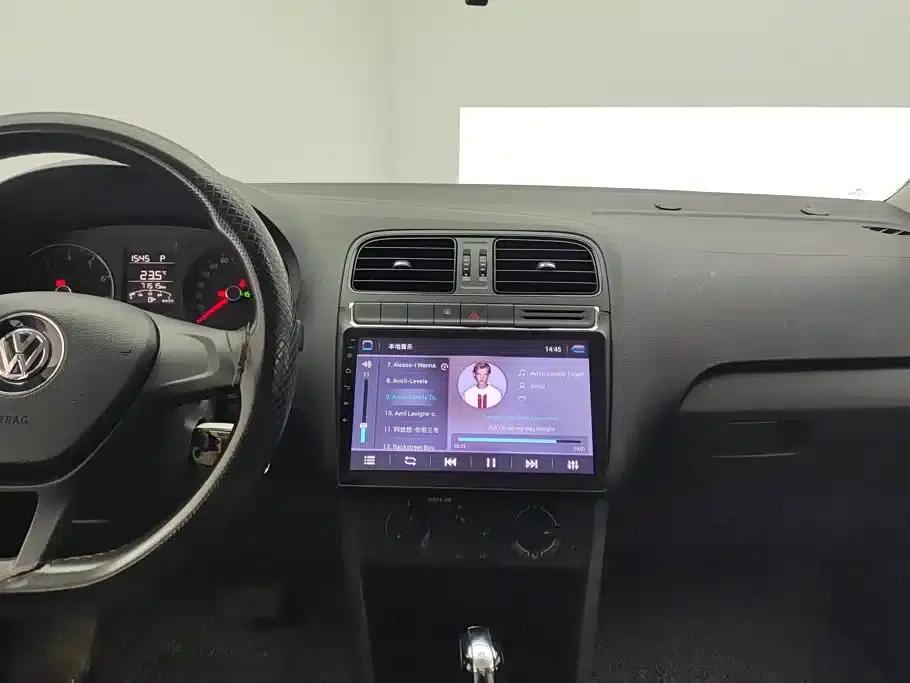 2016 Polo 1.4L Automatic Fashion Edition — миниатюра 13