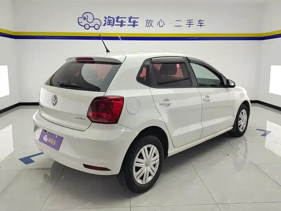 2016 Polo 1.4L Automatic Fashion Edition — миниатюра 3